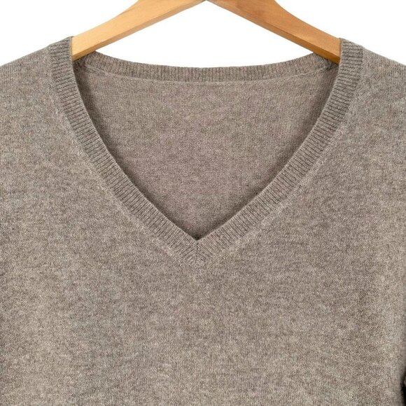 360 Cashmere Fawn Brown 100% Cashmere Asymmetrical V-Neck Sweater Size Large - Picture 2 of 4